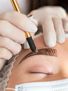 What is eyebrow tinting?